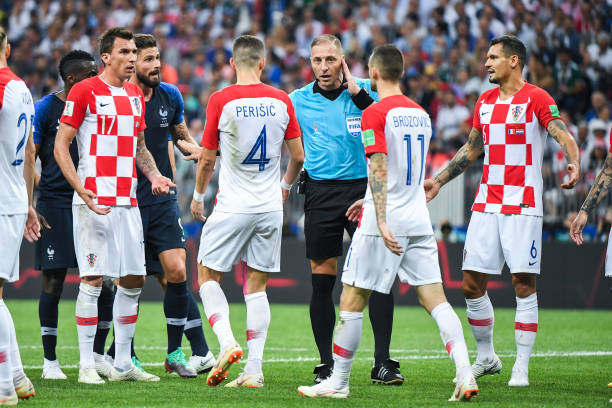 尤其是在 尤其是在