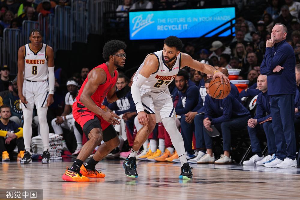 仅与他们的 仅与他们的